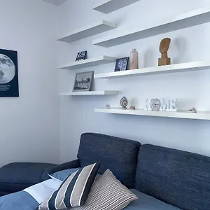 https://domus-montebello.it-romehotels.com